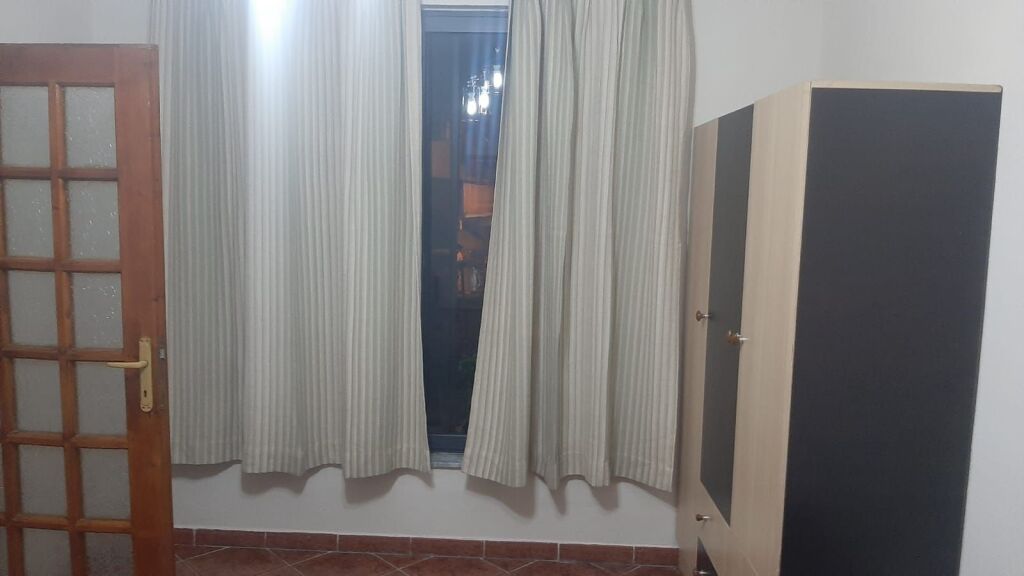 APARTAMENT ME QERA - Rruga Elbasanit - 550 Euro