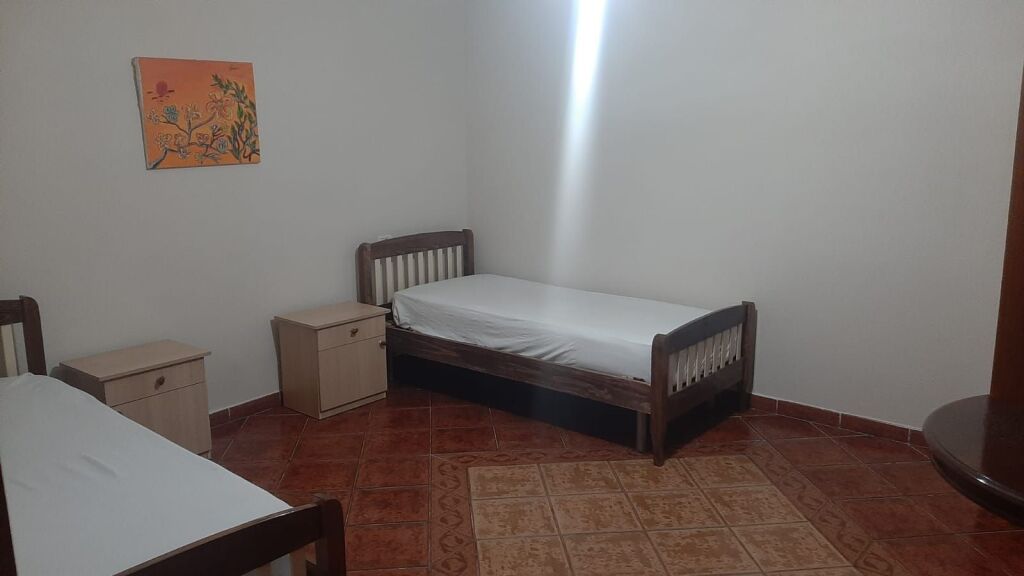 APARTAMENT ME QERA - Rruga Elbasanit - 550 Euro