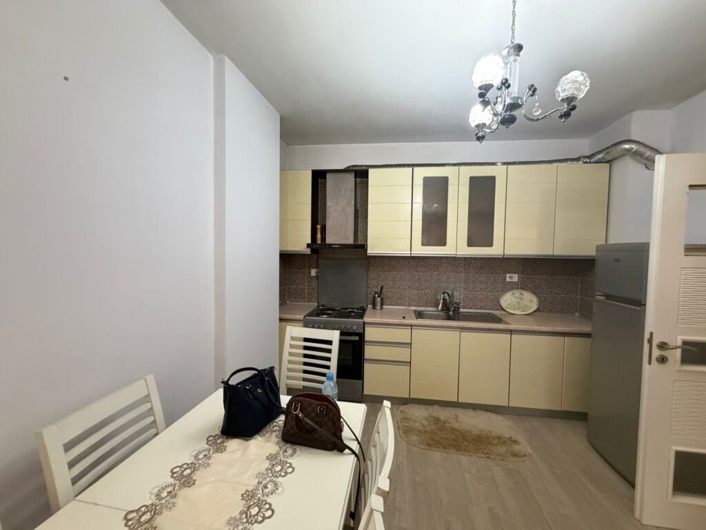In affitto 2+1 ASTIR 45.000 lek
