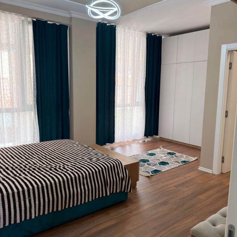 🏢 Rruga Riza Cerova, apartment for rent, 2+1+2, furnished. 80,000 Leke