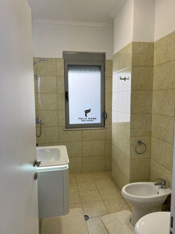 OFFICE FOR RENT 540 M2 BLOCK 7,000 EURO FH-80856