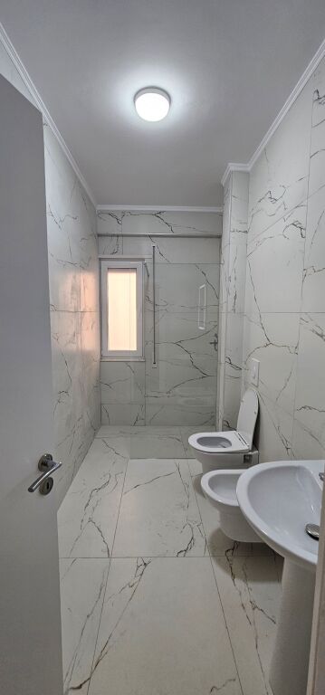 Apartment 2+1+2 for rent Kamez Rrethi Ullirit