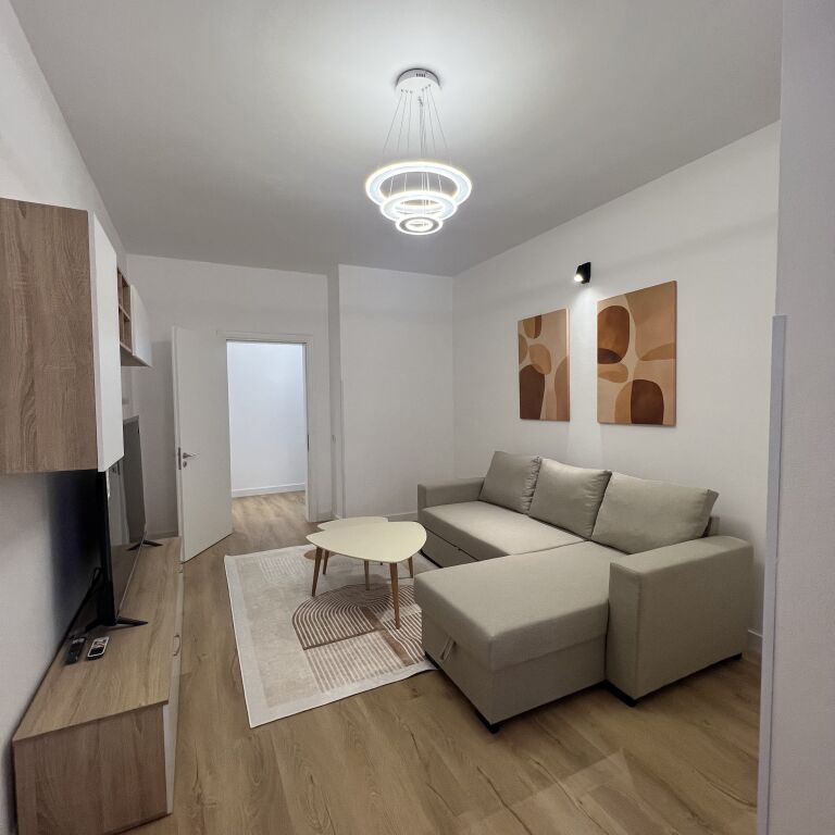 Appartamento 1+1 in Affitto Rr Kavajes 70.000all/mese