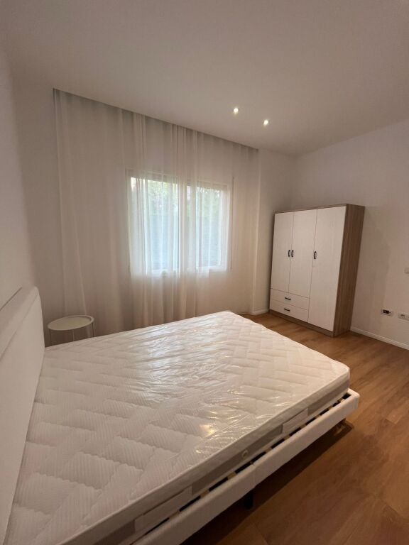 Apartament 1+1 me qera në Ali Dem