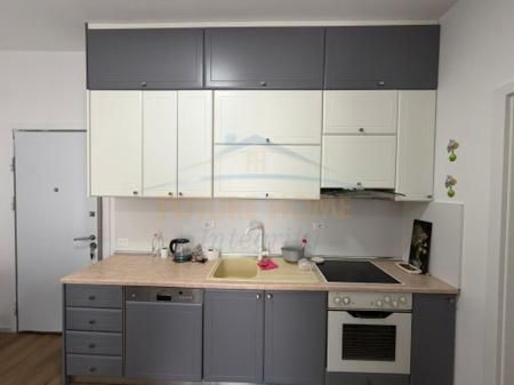 Shitet, Apartament 1+1+Post Parkimi, Rezidenca OxA, Tiranë.