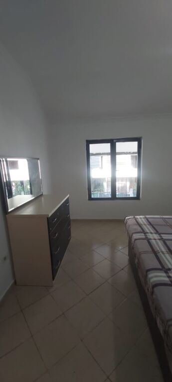 Rent | Vilë 1 + 1 | Jordan Misja | 350 €/month