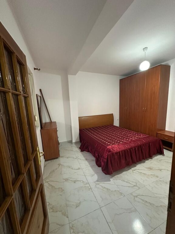 Qera | Shtëpi private 1 + 1 | Paskuqan | 250 €/muaj