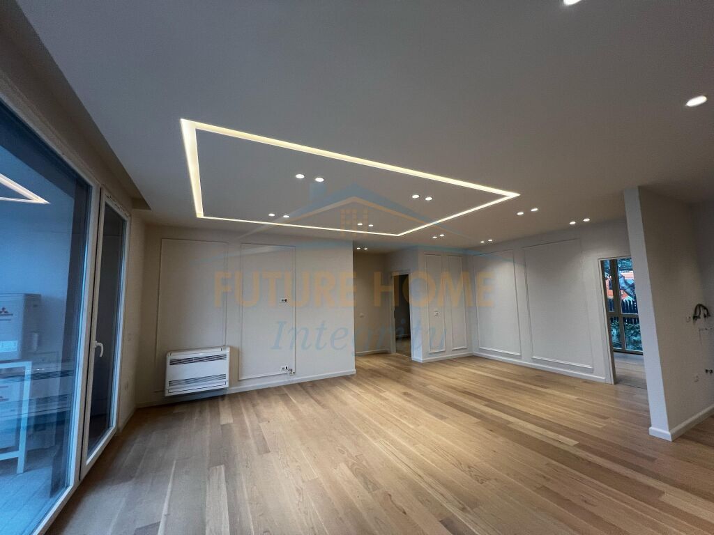 For sale, Apartment 3+1+2+Garage, Brigades Palace, Tirana.