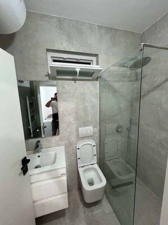 🏡 Affittasi appartamento 2+1 a 5 Maji presso Concord Center, 550 mila lek