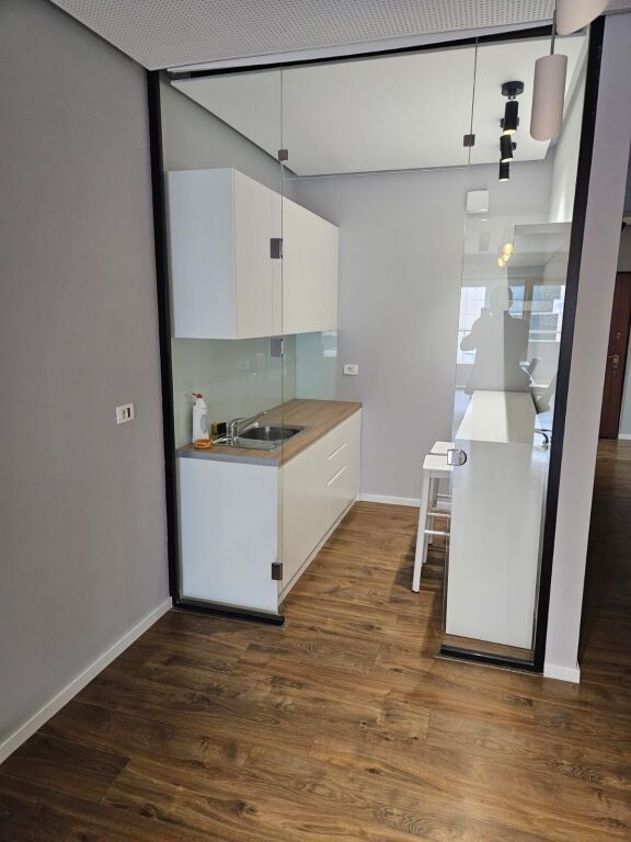 AMBIENTE PER UFFICIO IN AFFITTO A BLLOK  167 M2