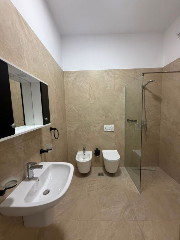 Apartament 1+1 me qira , Kompleksi Delijorgji
