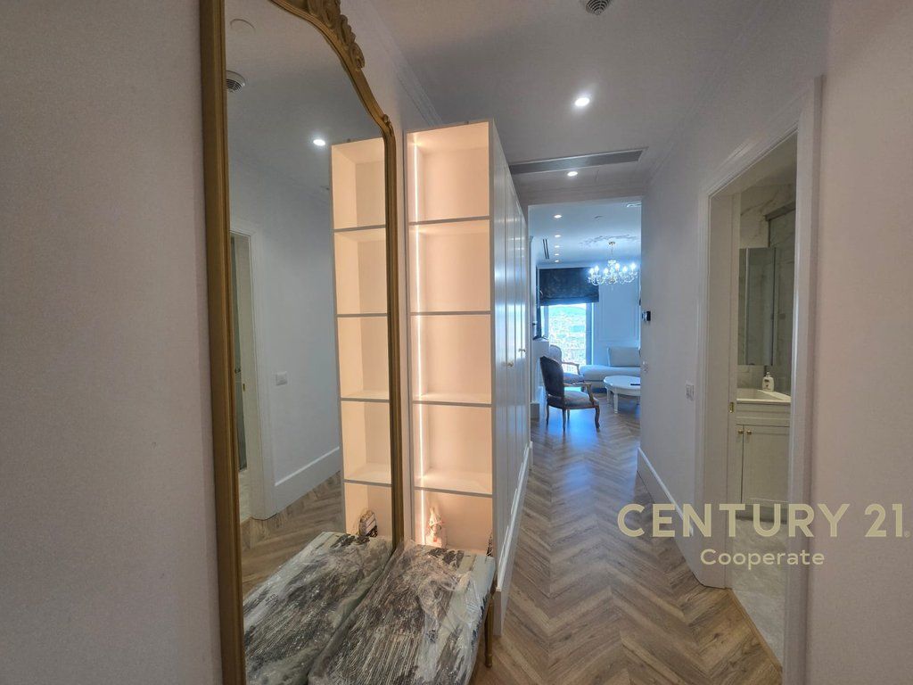 Appartamento 2+1+2 in vendita a Downtown One, Tirana