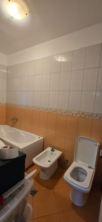 🏡 VENDESI APPARTAMENTO 2+1 – LAGO ASCIUTTO, TIRANA‼️