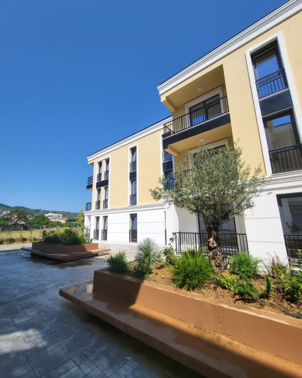 APARTAMENT NE SHITJE 1+1 SAUKU VJETER