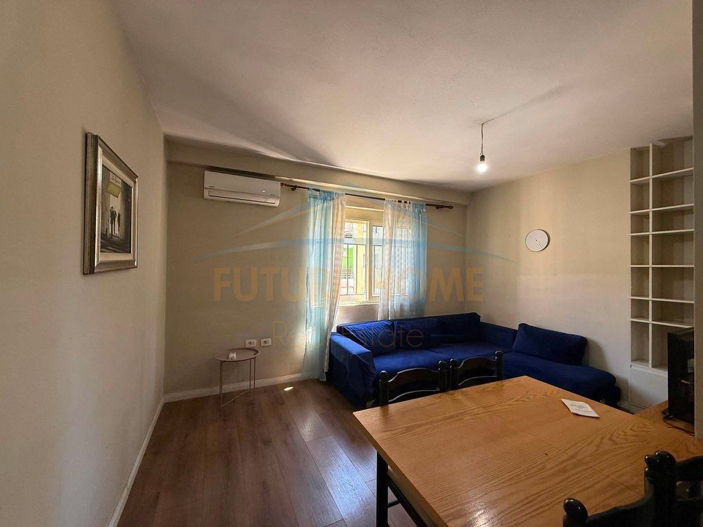 Shitet Apartament 1+1, Pallatet Cabej, Misto Mame