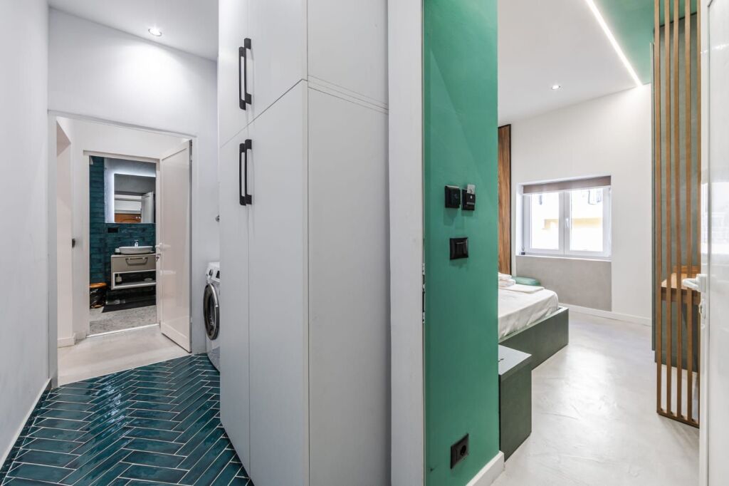 Garsoniere ME QIRA –Qendër / TAIWANI - 100% I RI 🏡✨ 30m2 (kati 5) pa Ashensorë | 50.000 Lekë/Muaj 🔥💥