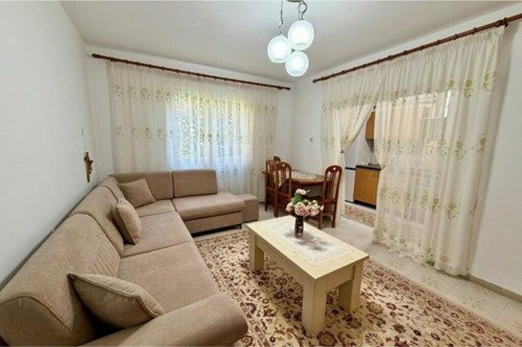 2+1 apartment for rent in Kombinat
