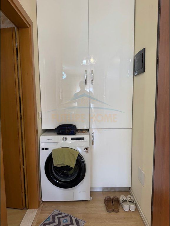 Shitet, Apartament 1+1, Kopshti Zoologjik, Tiranë