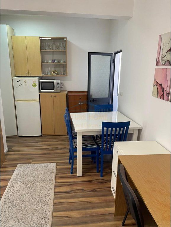 For sale, Studio Apartment, Former Park