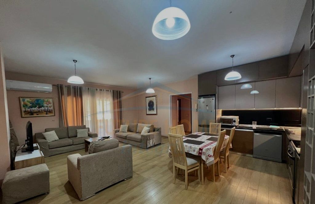Affitto, Appartamento 2+1+2, Zogu i Zi, Tirana.