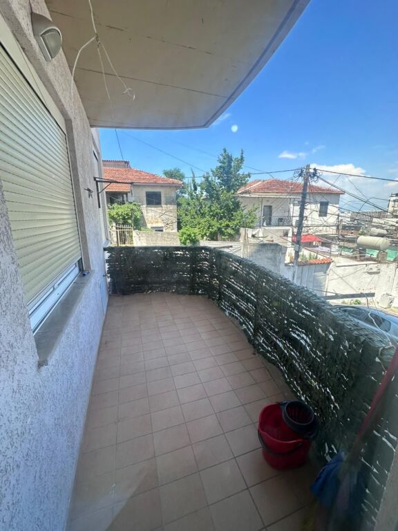 JEPET ME QERA APARTAMENT 2+1 PRANE GJYKATES, DURRES