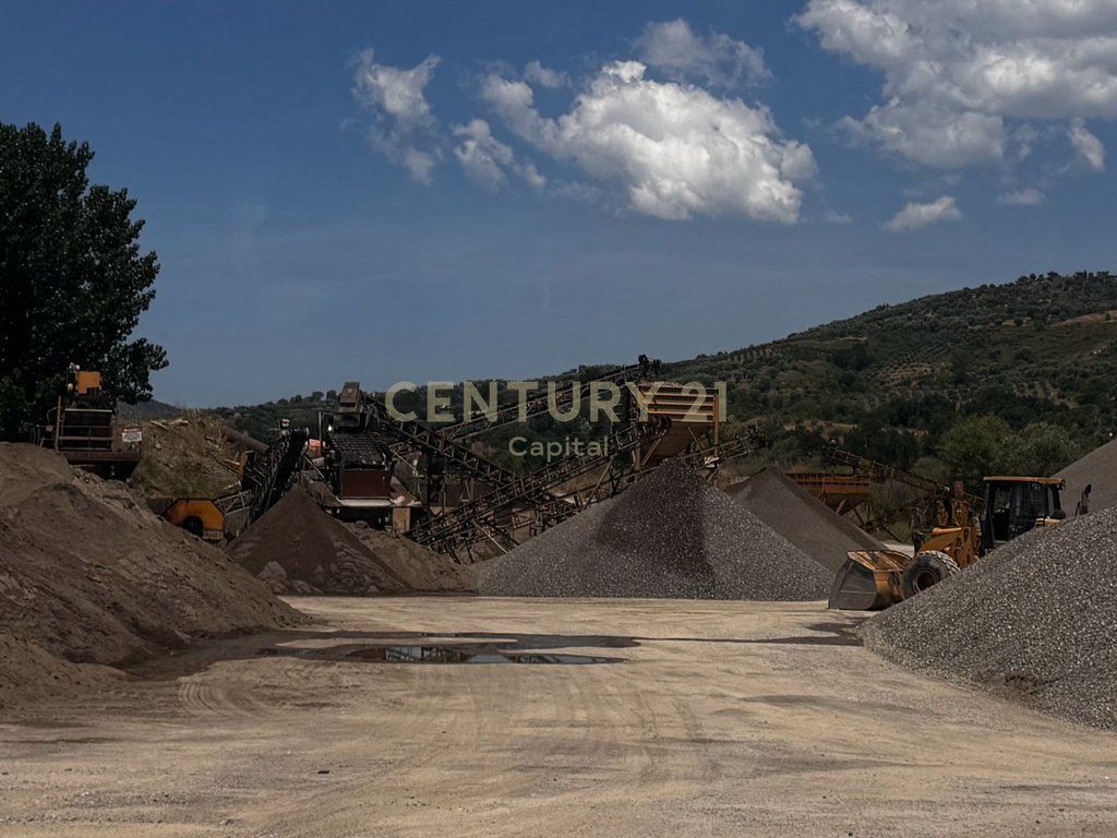 Opportunità speciale di investimento nel settore dei materiali da costruzione e degli inerti!