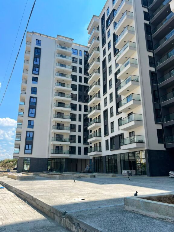 SHITET APARTAMENT 2+1 FUSHA E AVIACIONIT