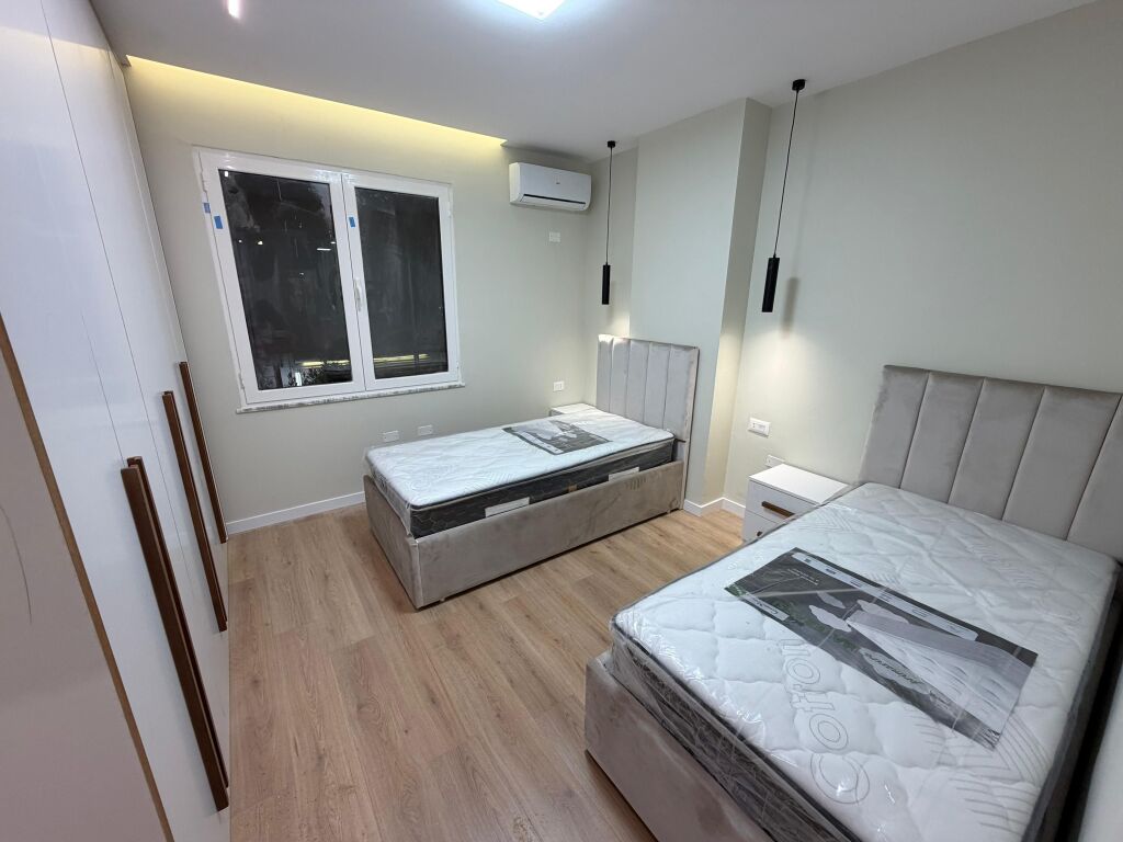 🏡Shitet super apartament 2+1 ne Yzberisht