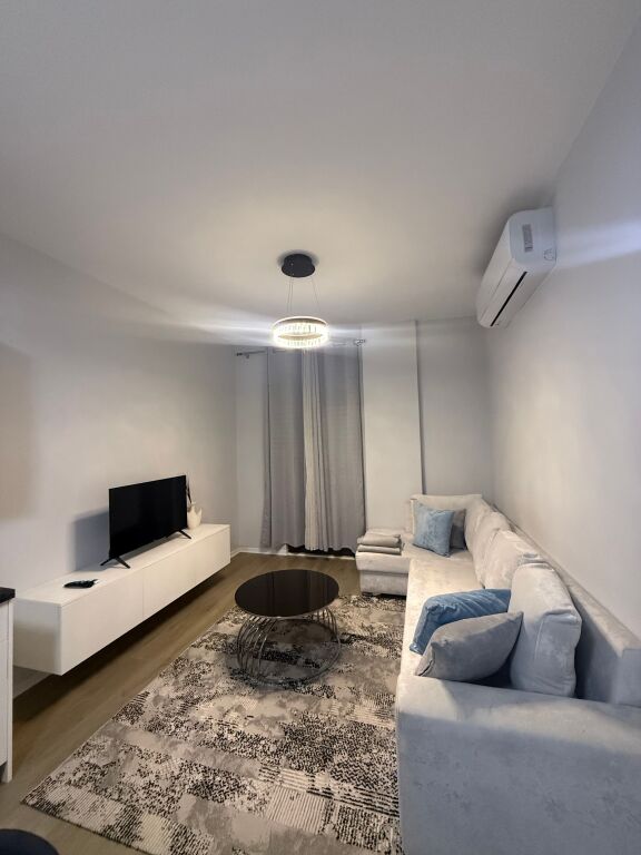 IN AFFITTO – Appartamento 1+1 in Residenca Erli, Porcelan