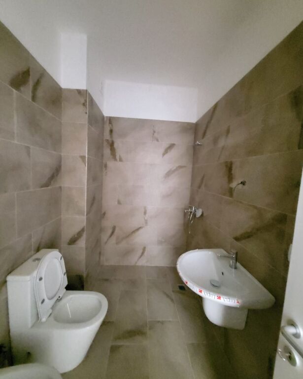 🏡 SHITET APARTAMENT 2+1 – SAUK I VJETËR