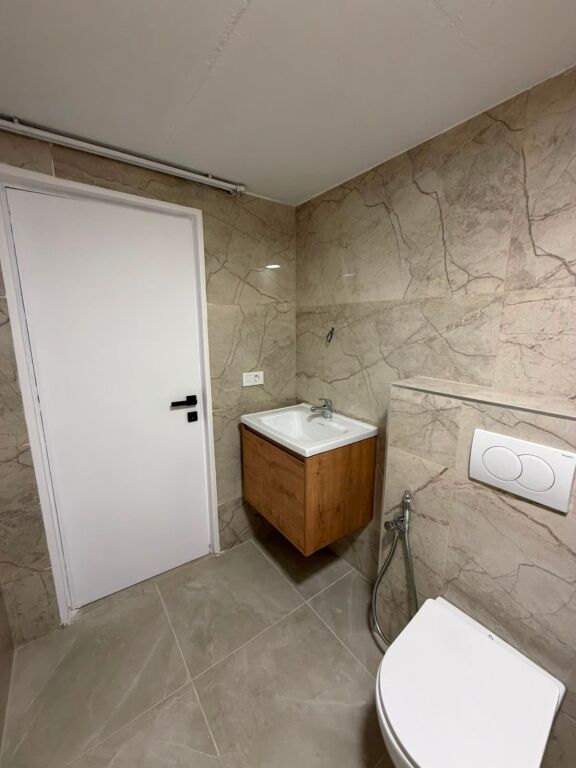 Njesi Biznesi Duplex me qira , Delijorgji
