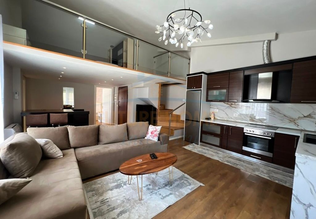 Rent, Duplex 2+1+Veranda, Selitë, Tirana.
