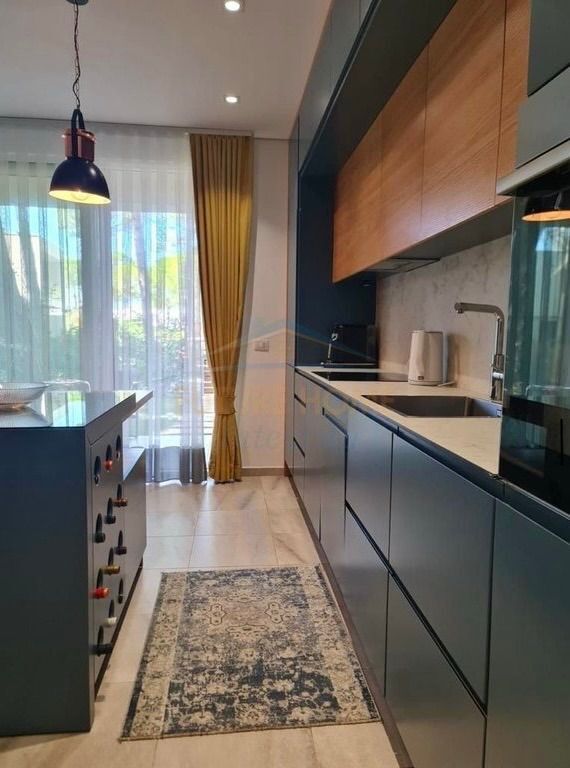 Shitet, Apartament 2+1+Oborr, San Pietro Residence, Gjiri i Lalëzit..