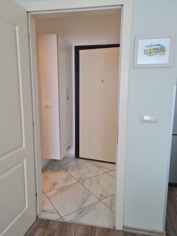 Apartment 1+1, Astir!