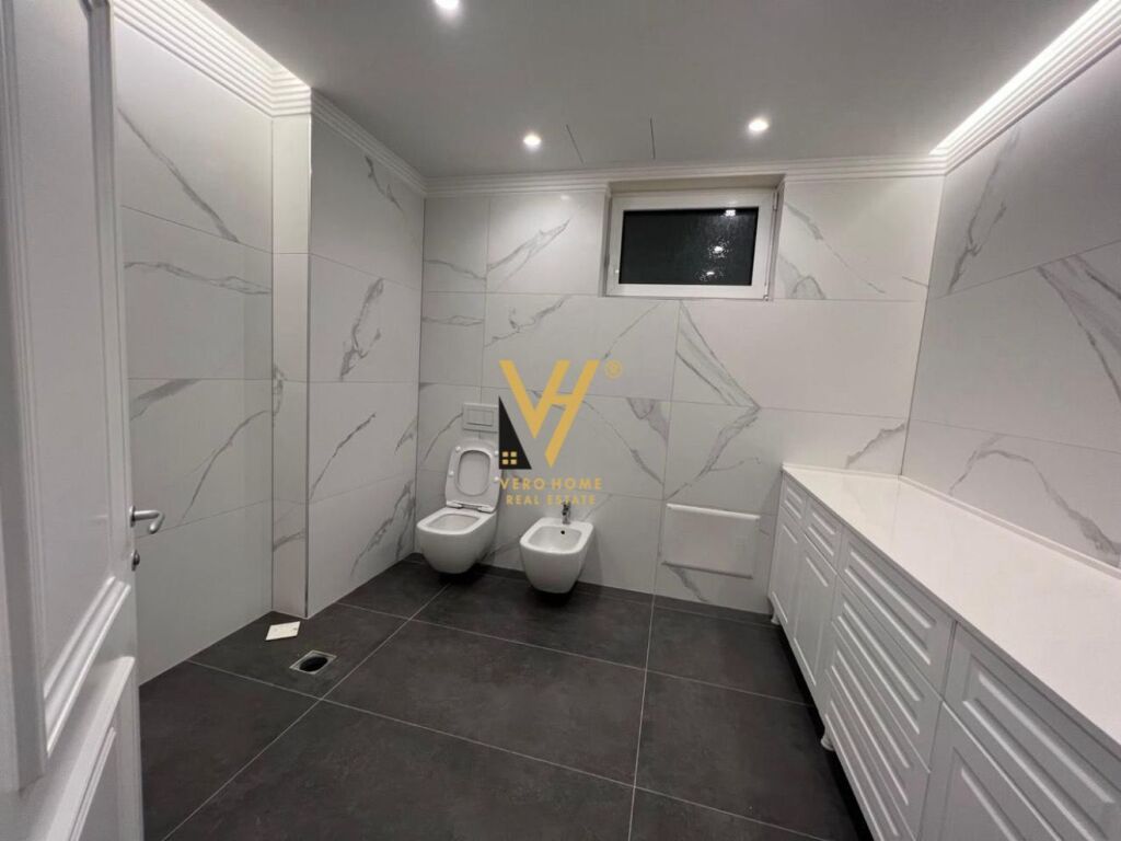 SHITET VILE LUKSOZE 3 KATESHE AKACIA HILLS RESIDENCE 1.800.000 EURO