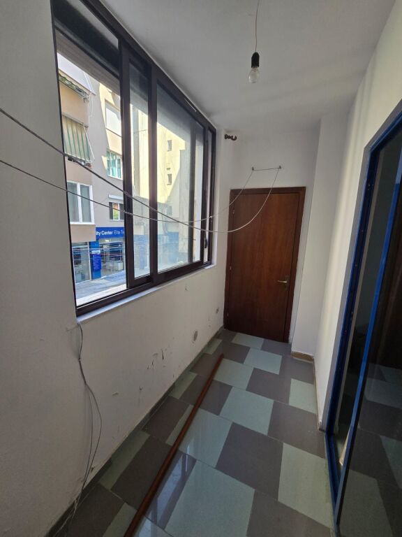 1+1, asim vokshi rruge elb, 500 mije leke