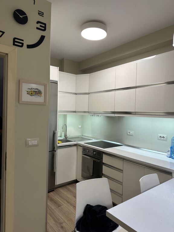Super 1+1 ad Astir vicino a Vila L