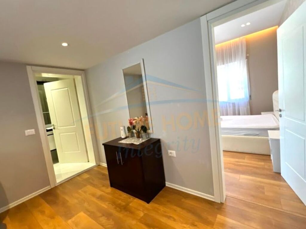 Rent, Duplex 2+1+Veranda, Selitë, Tirana.