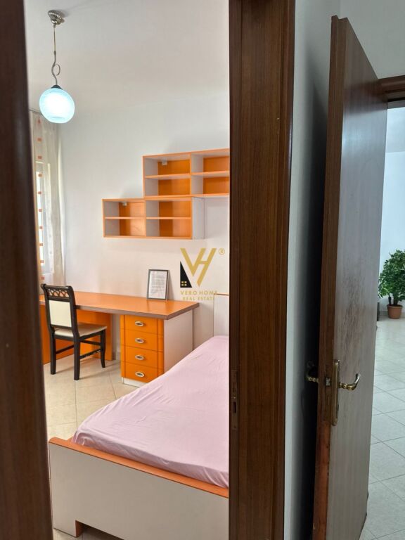 JEPET APARTAMENT 3+1+2 ME QERA TE OSLO NE ASTIR 550 EURO 550€ qera