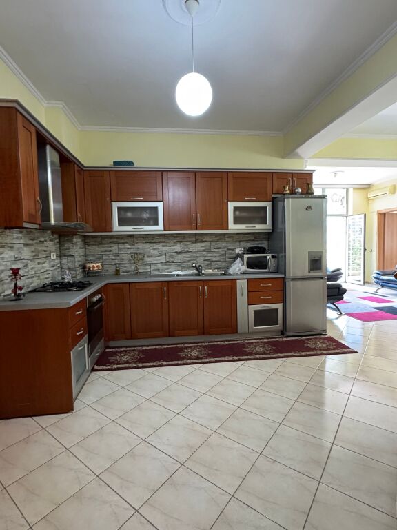 3+1 apartment for rent at Kavaja Street