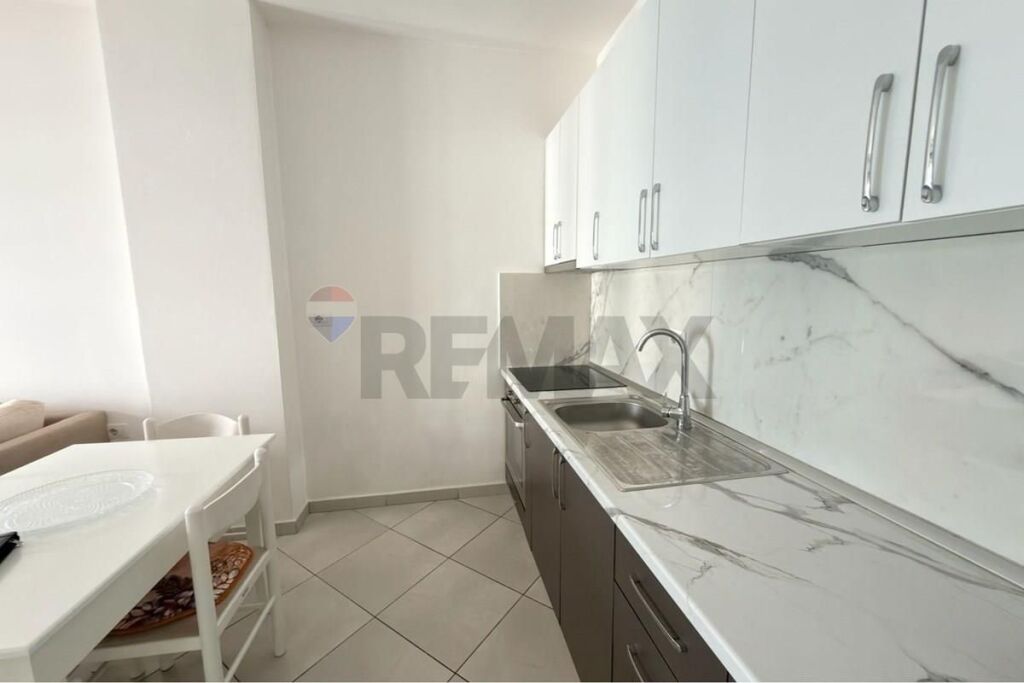 Apartament - Për Qira - Rruga Don Bosko, Tiranë