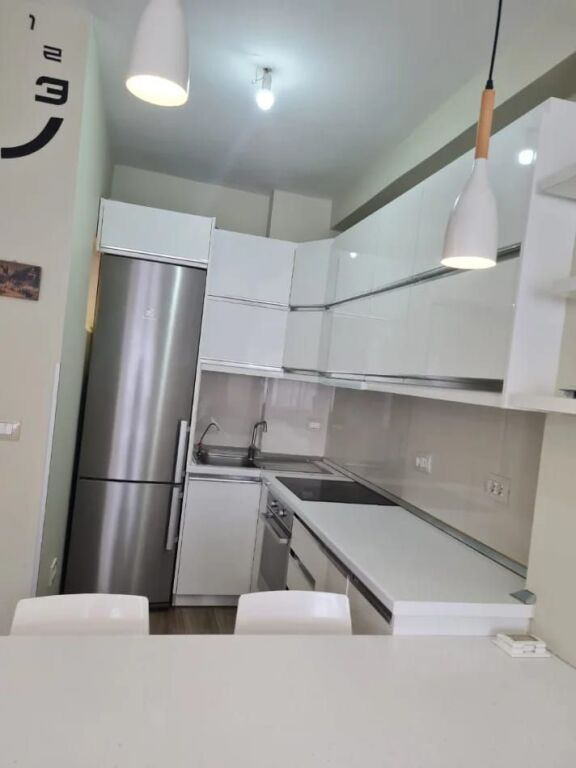Affittasi Appartamento 1+1 - Astir vicino Villa L - 43000 leke / mese (trattabile)!