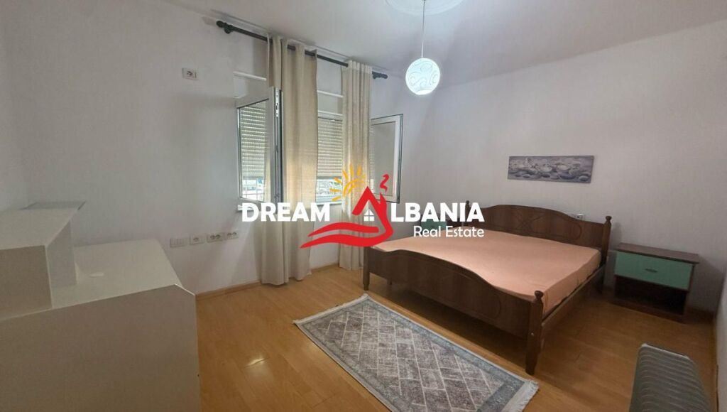 Apartament 2+1 me qera tek Pazari i Ri, Rruga Tefta Tashko Koco (ID 4229443)