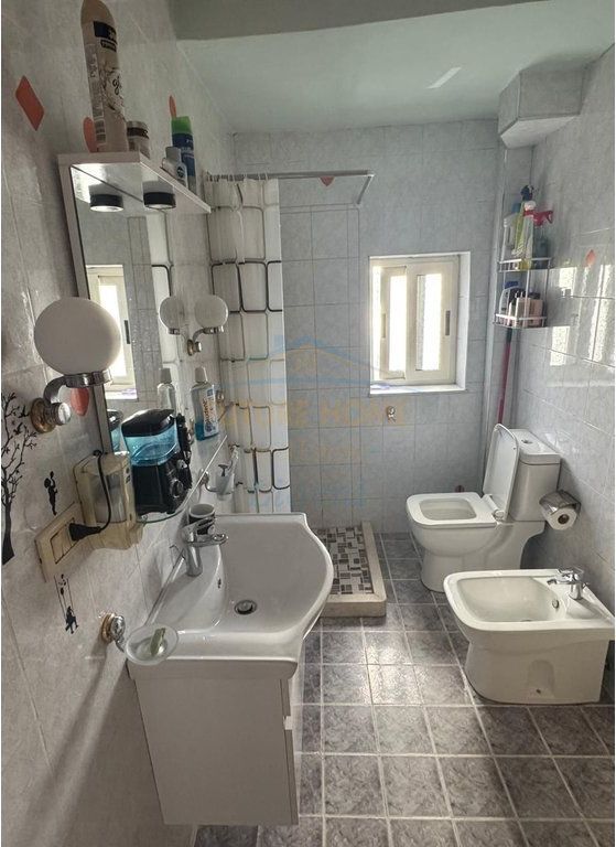 For sale, 2+1 Apartment, Bllok, Tirana