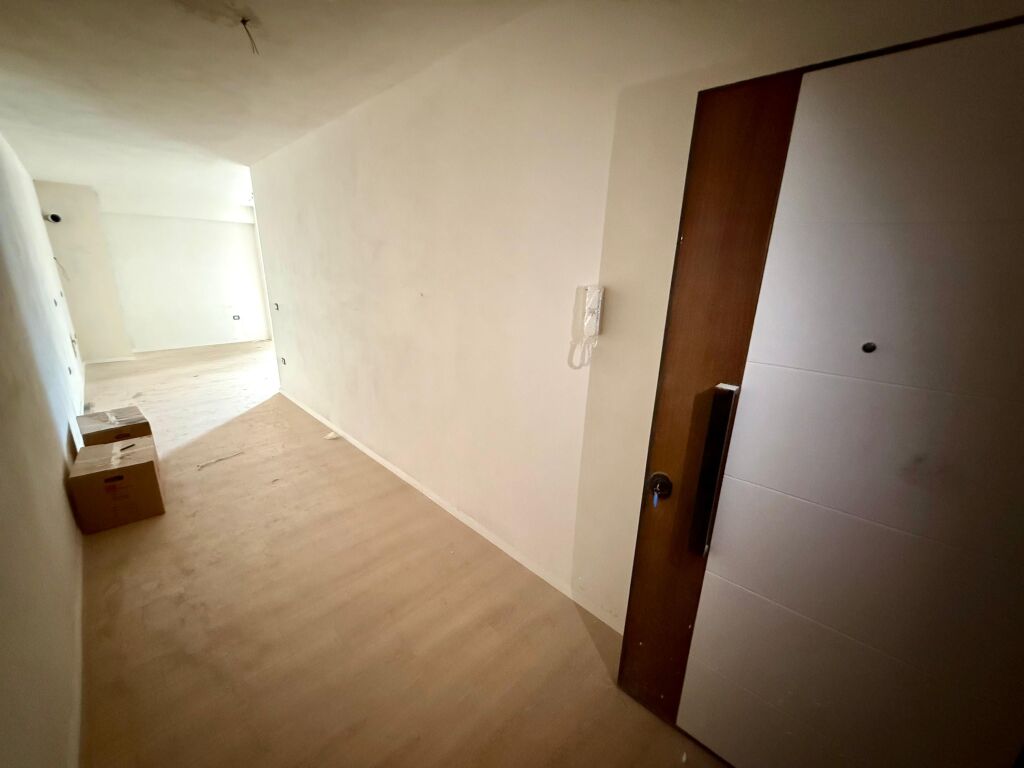 IN VENDITA Appartamento 2+1 📍 Garden Residence Turdiu, Ex Campo di Aviazione