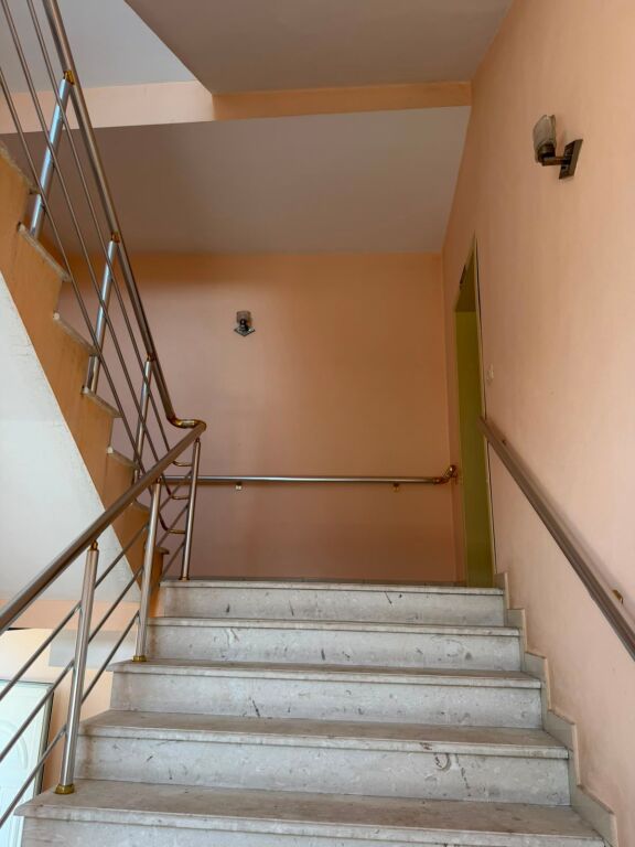🏢 AMBIENT BIZNESI ME QIRA – PASKUQAN | 450 m² 1000 Euro
