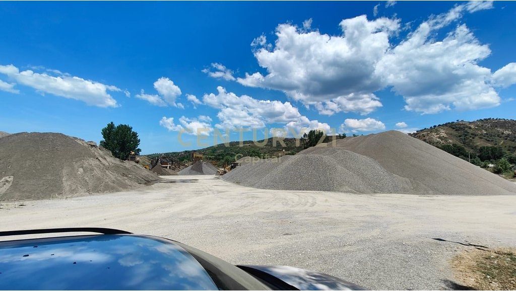 Opportunità speciale di investimento nel settore dei materiali da costruzione e degli inerti!
