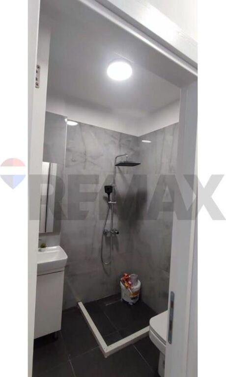 Apartament - Për Qira - Rruga Bill Klinton, Tiranë