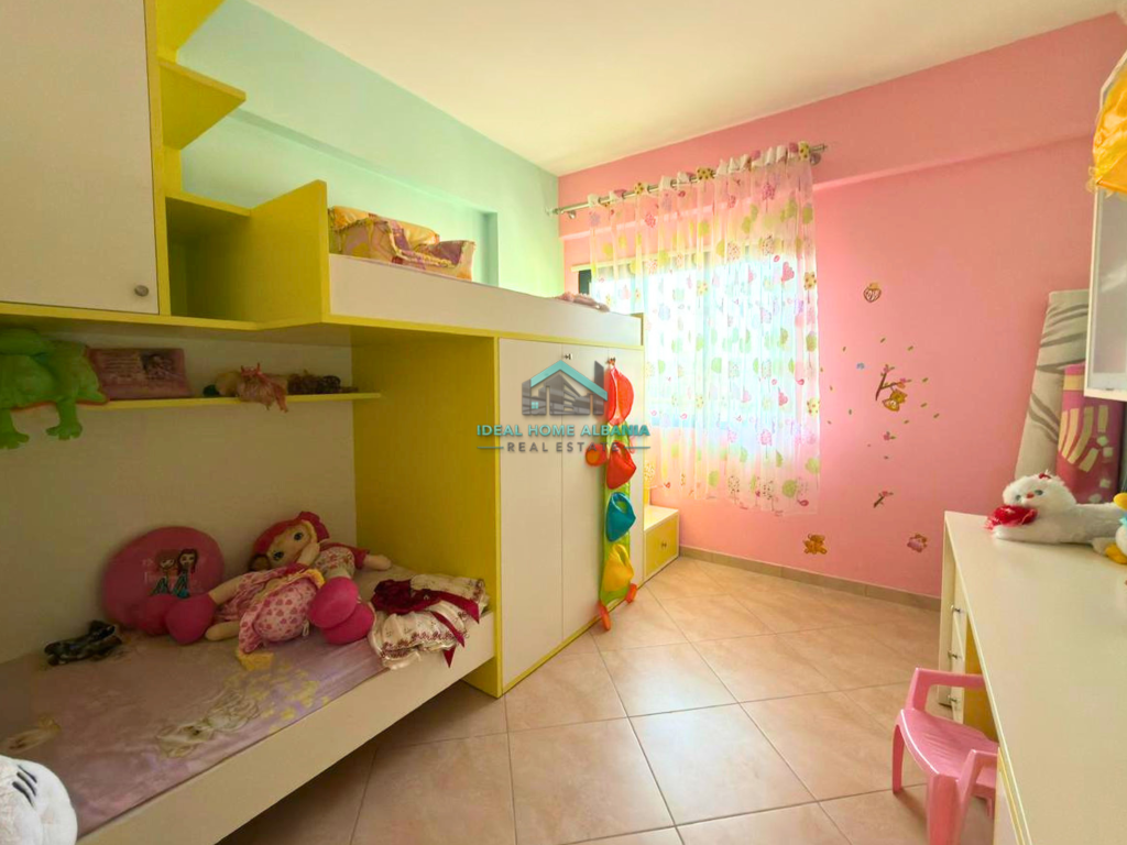 Apartment 3+2 for rent – Cipajve Street, Vlora