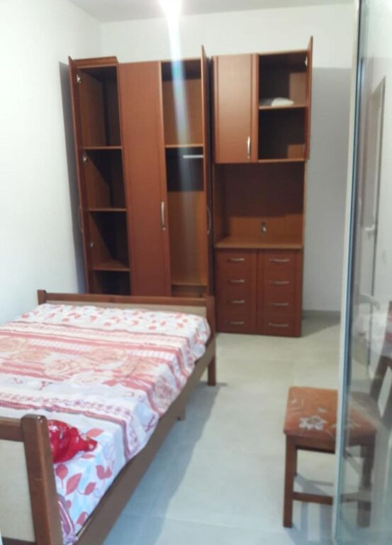 Rent | Shtëpi private 1 + 1 | Allias | 270 €/month